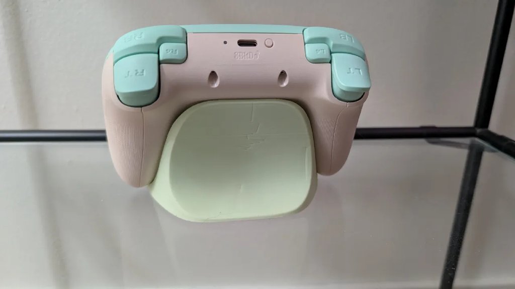 Подставка для контроллера 8bitdo Ultimate 2C с опциональным слотом для адаптера и логотипом Steam