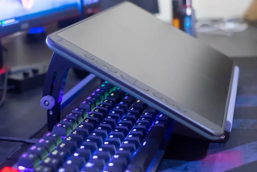 Регулируемая подставка для графического планшета (модульная)