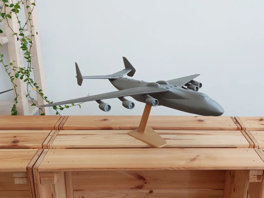 Антонов Ан-225 Мрия - 1:200