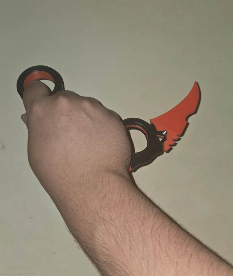 Коготь Раптора из Apex Legends