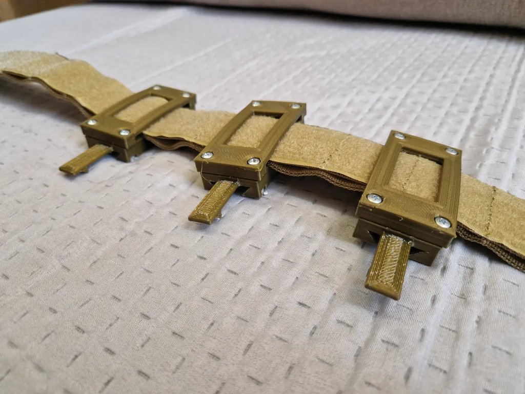 Подсумок для магазинов AR15 на ремень