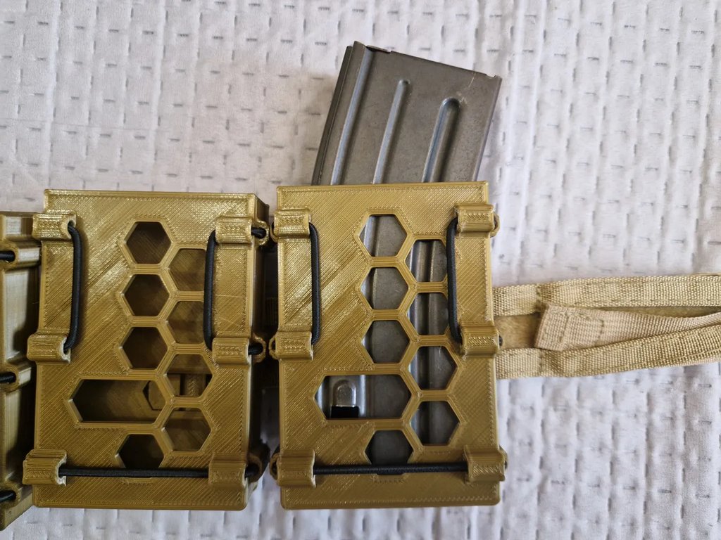 Подсумок для магазинов AR15 на ремень