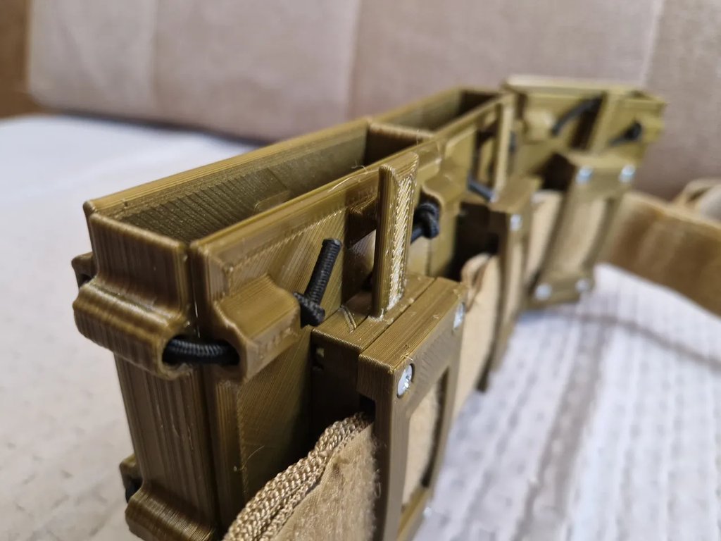 Подсумок для магазинов AR15 на ремень