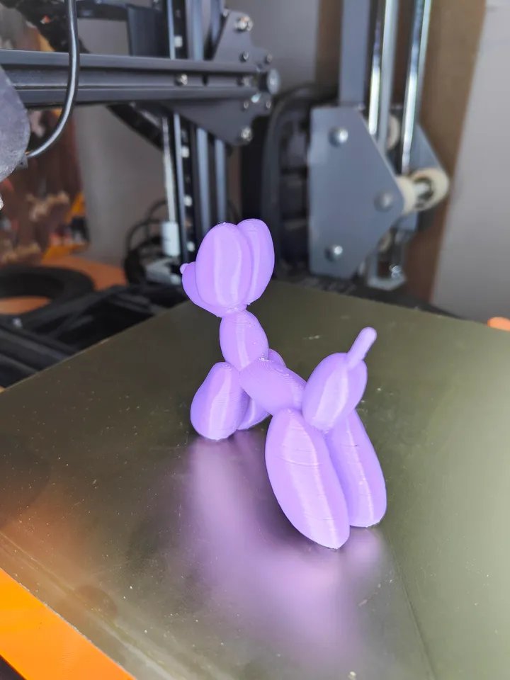 Собака из воздушного шарика