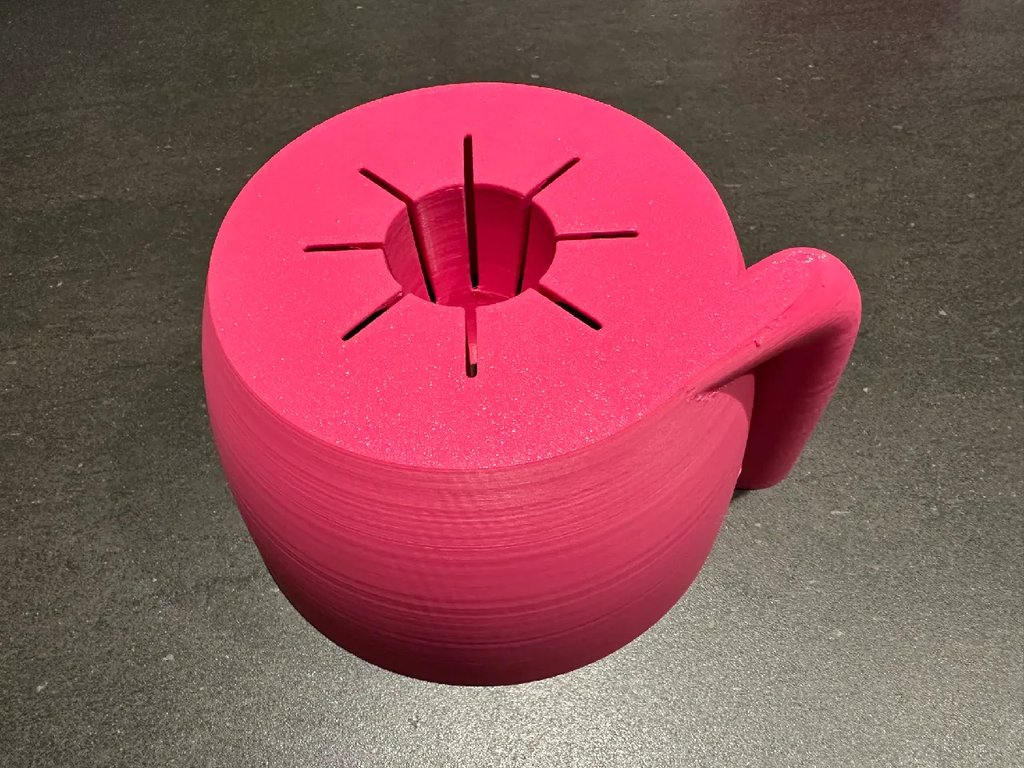 Ягодная стиральная машина с воронкой