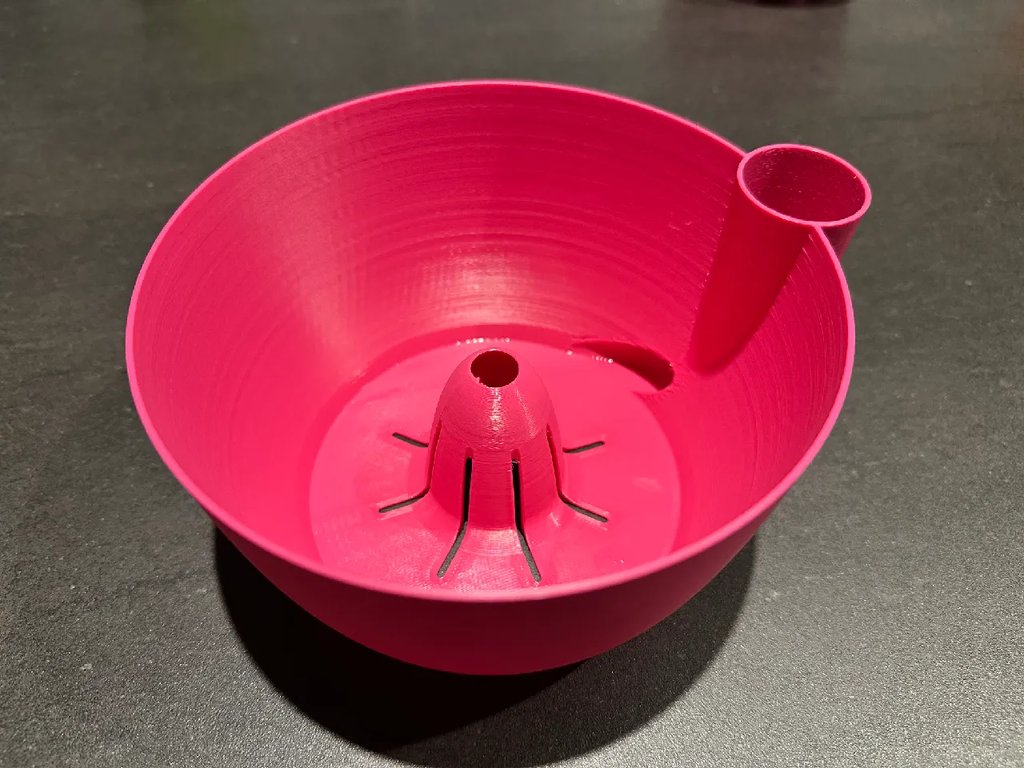 Ягодная стиральная машина с воронкой