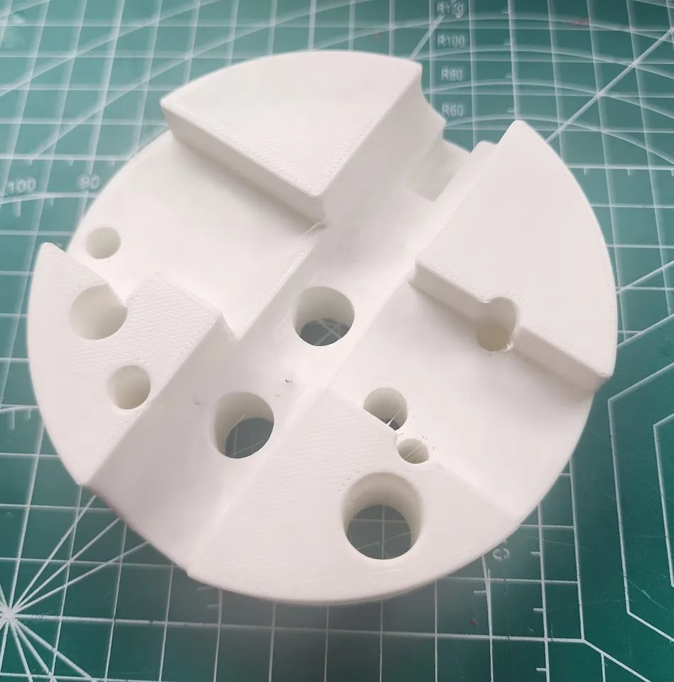 Опорный блок