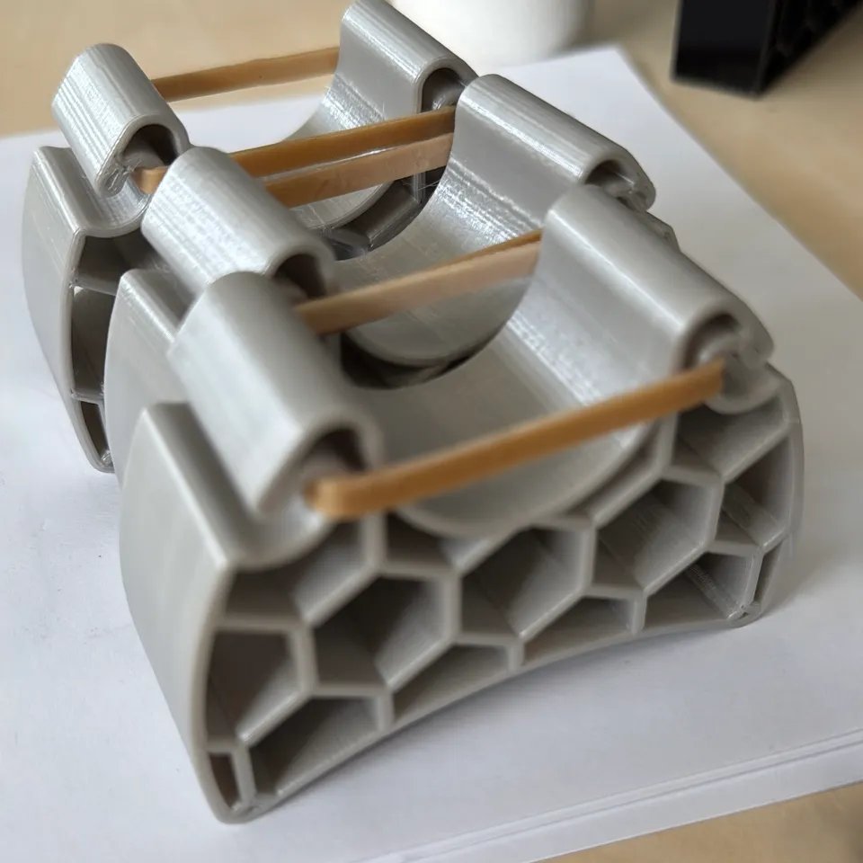 Зажим для руля велосипедной стойки