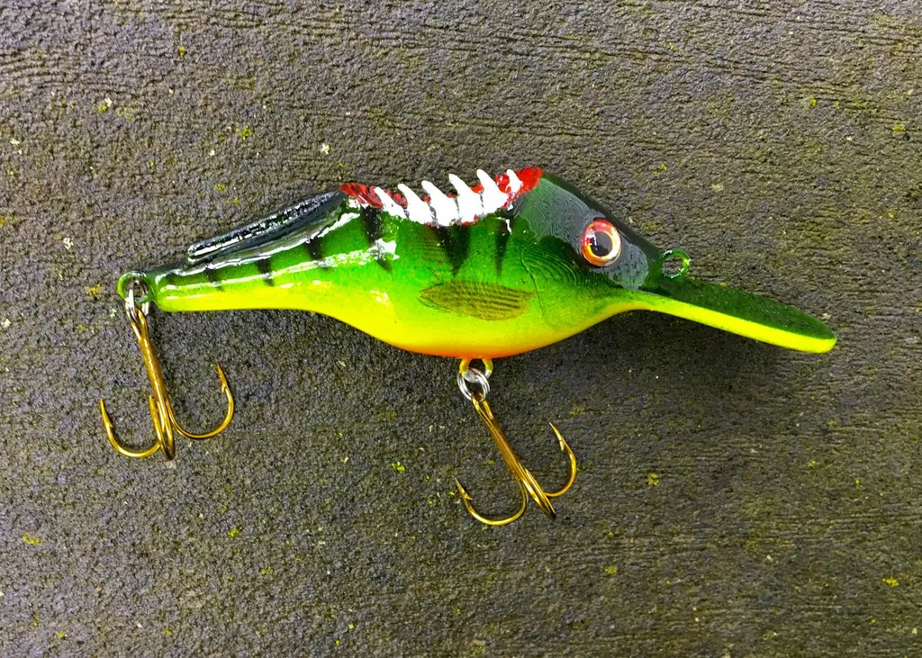 Воблер с откушенным хвостом