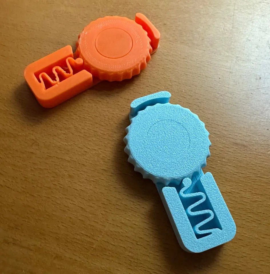 Кликающая антистресс-игрушка