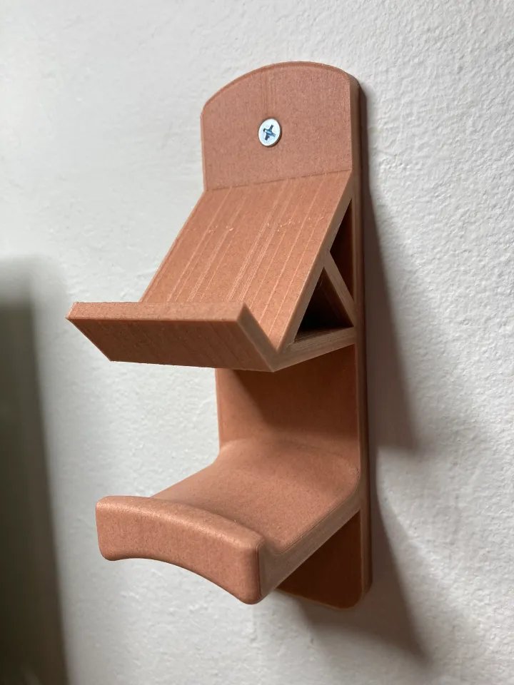 Настенное крепление для контроллера и наушников