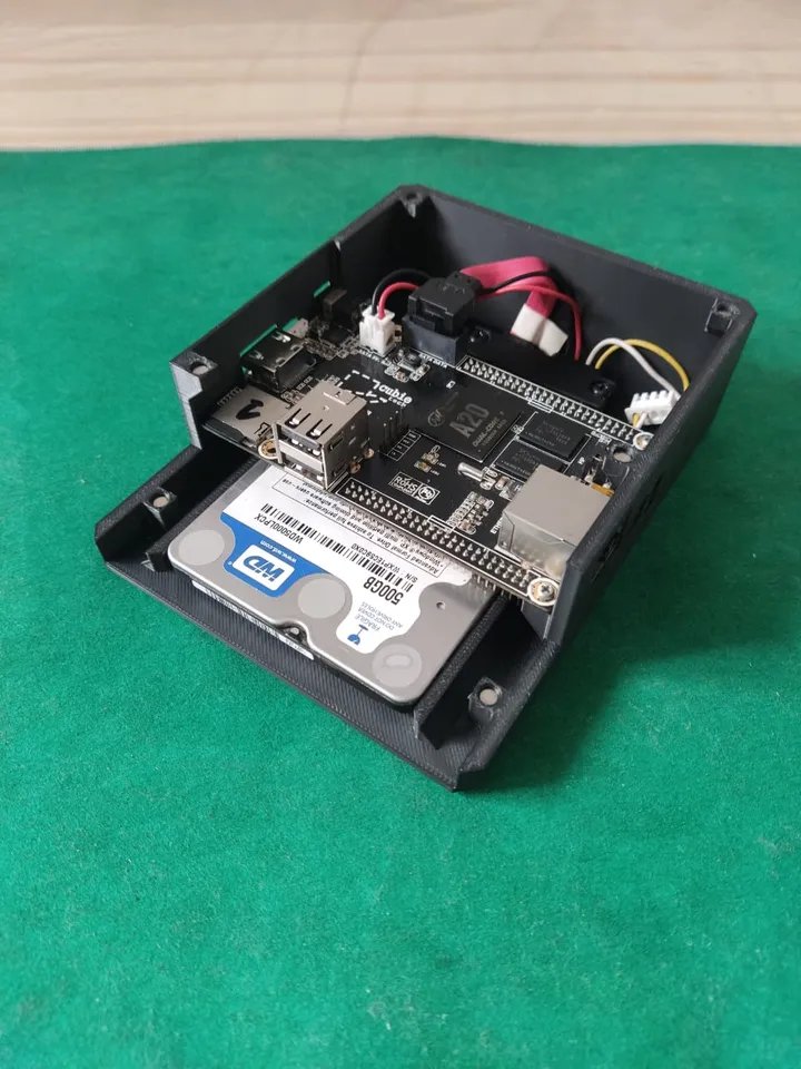 Корпус NAS для Cubieboard 2 под 2.5" HDD/SSD