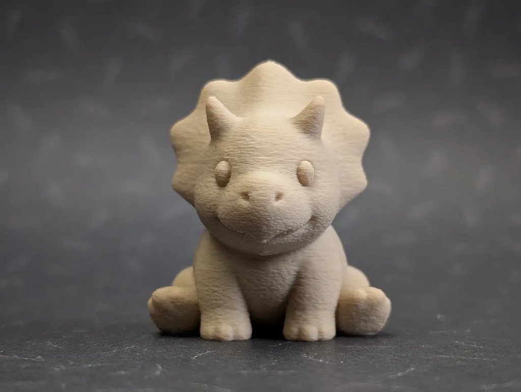 Милый мини-трицератопс + брелок