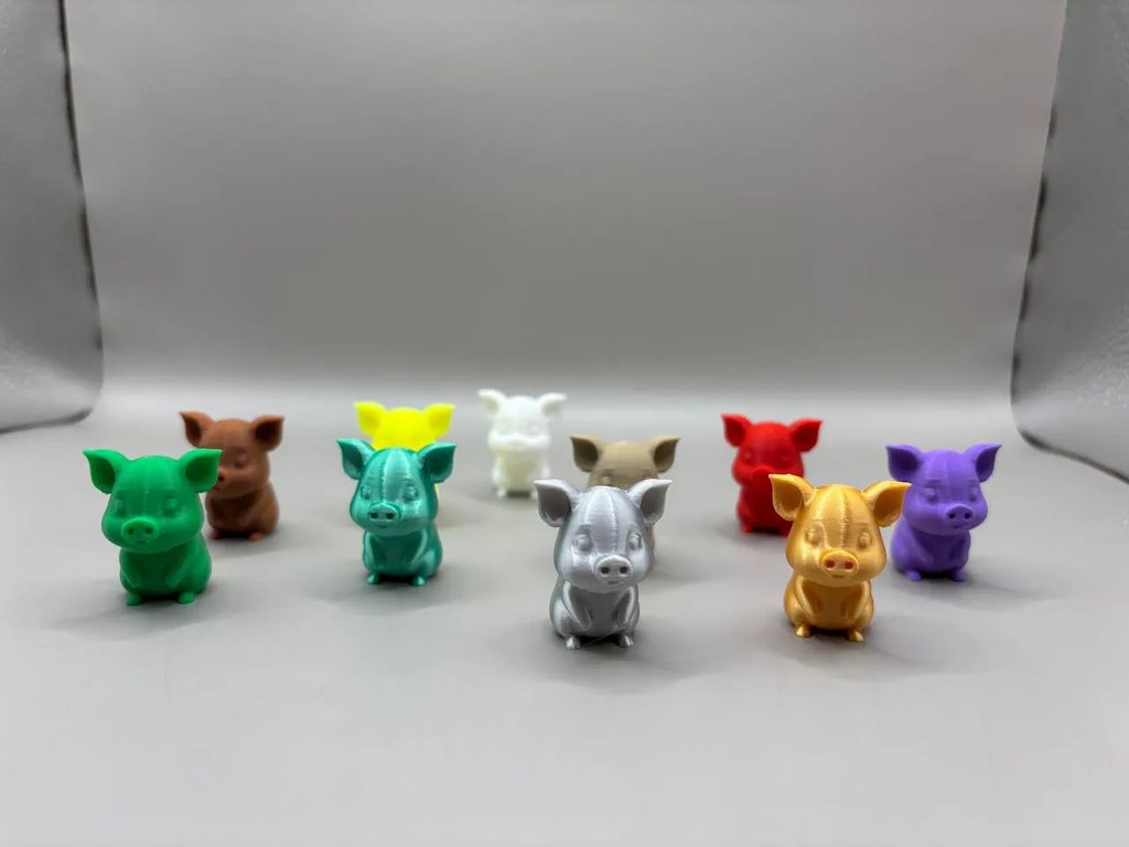 Милый поросёнок - брелок (4 грамма)