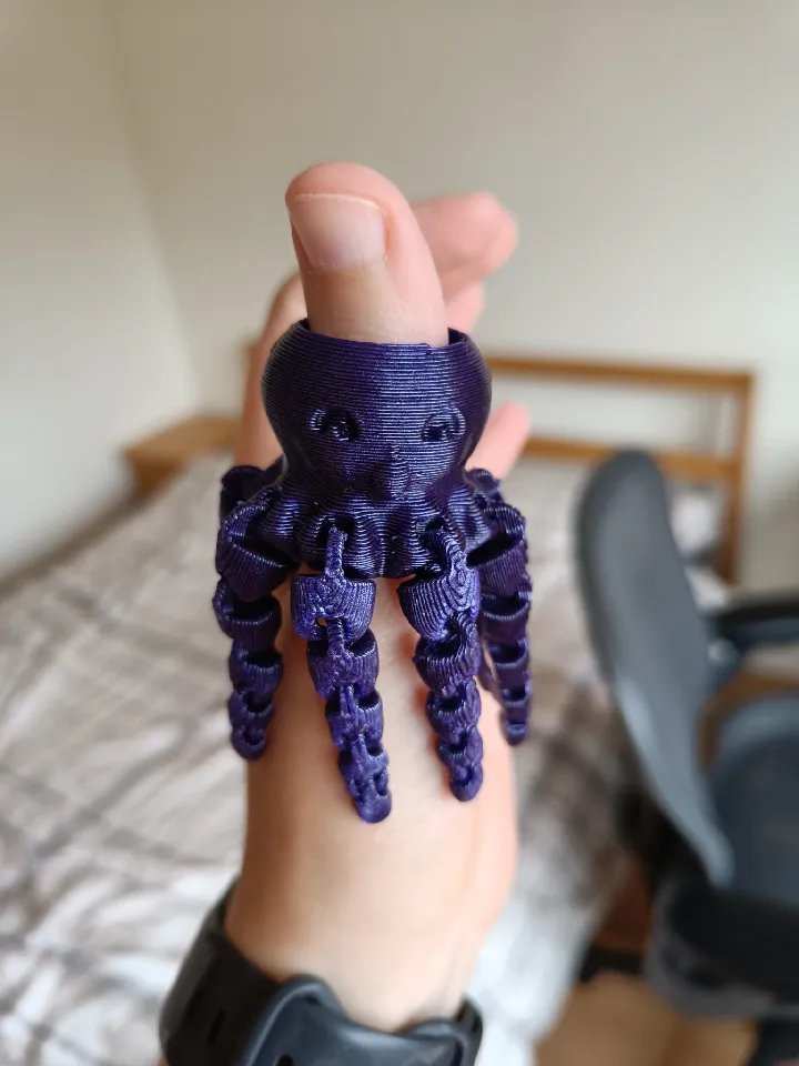 Гибкий осьминог для скаутов