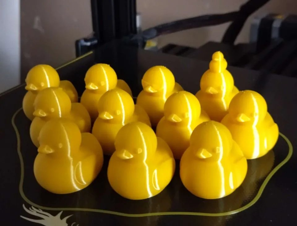 Плавающие резиновые уточки