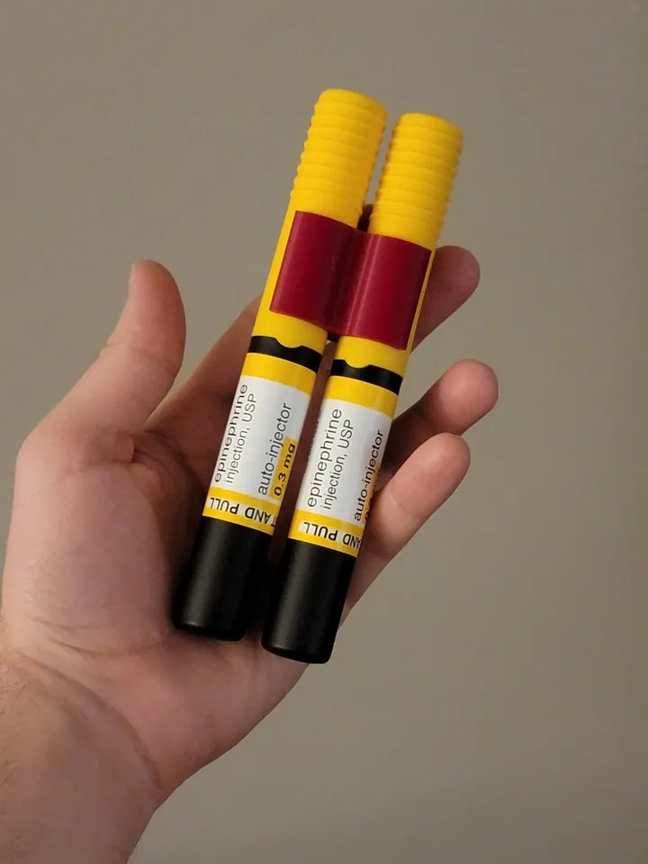Клипса для двух эпипенов