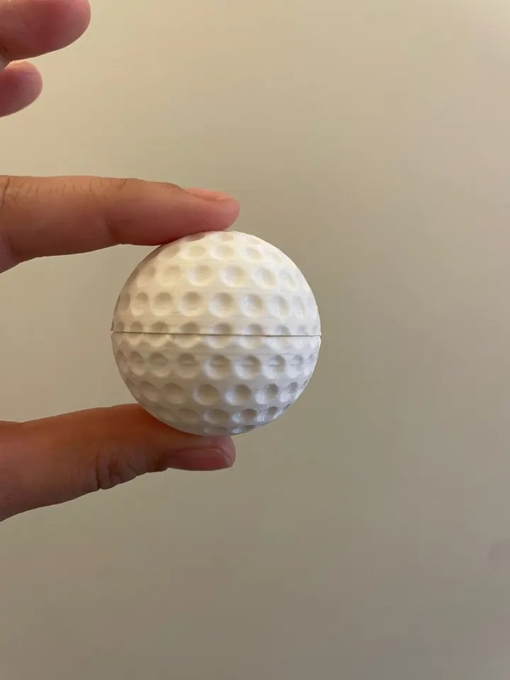 Секретное отделение в мяче для гольфа