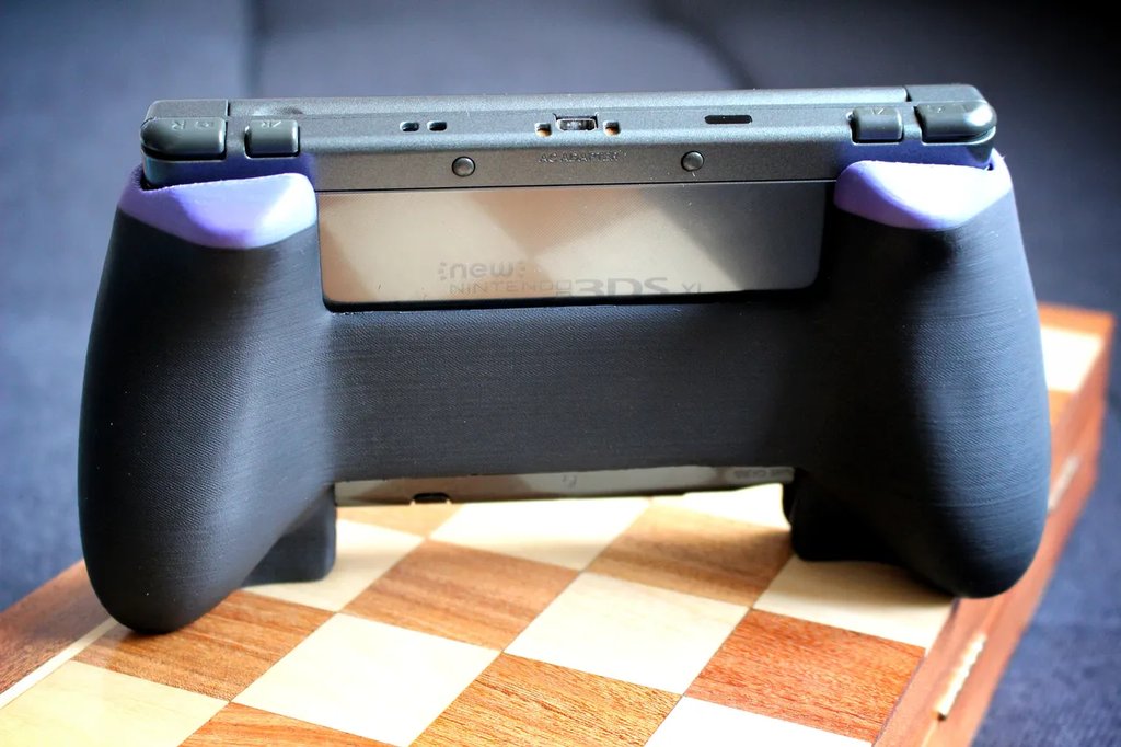 Удобный держатель и подставка для Nintendo New 3DS XL