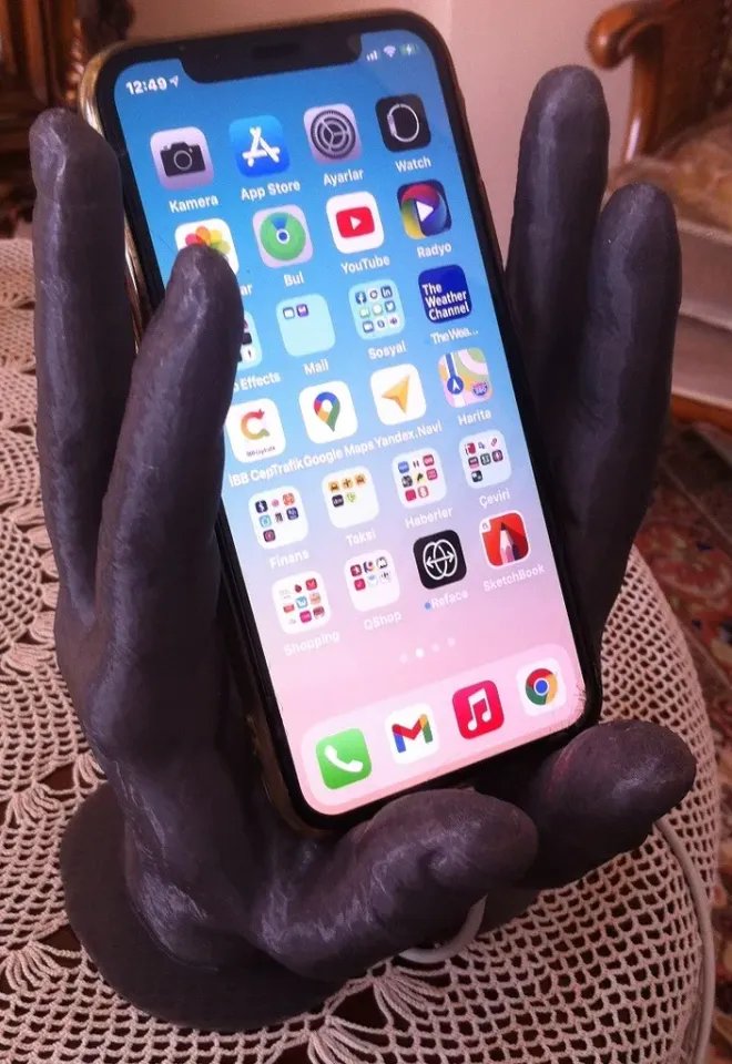 Держатель для телефона в виде рук