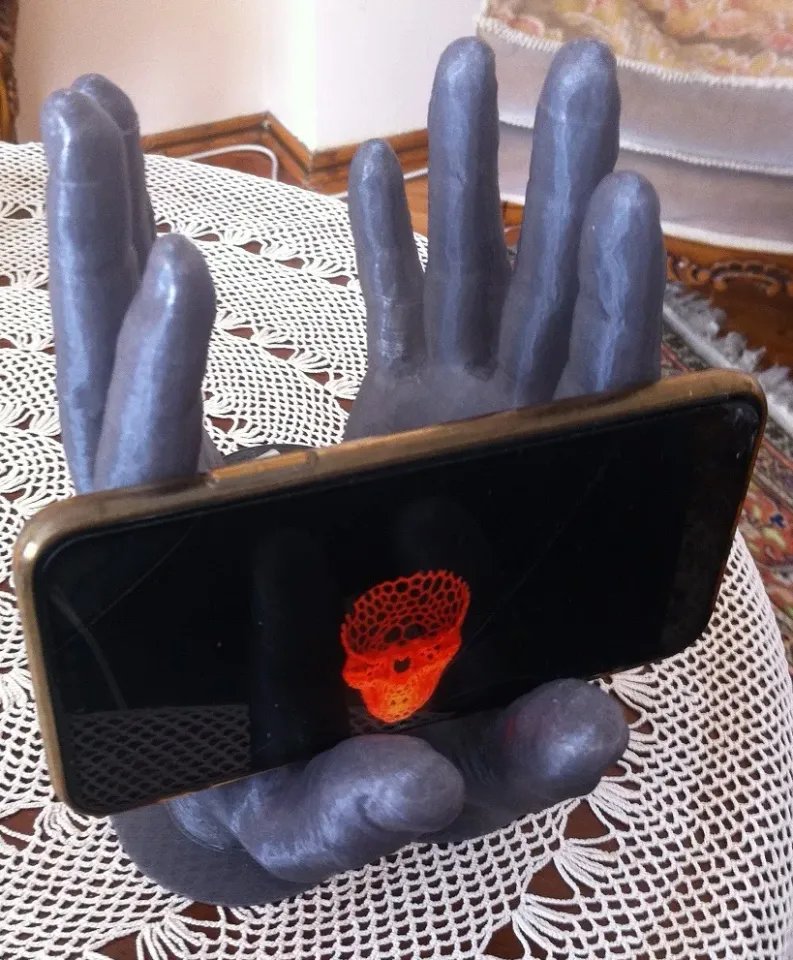 Держатель для телефона в виде рук