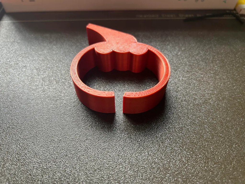 Свисток хоккейного судьи