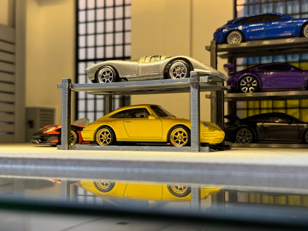 Многоуровневая подставка для моделей HotWheels или 1:64