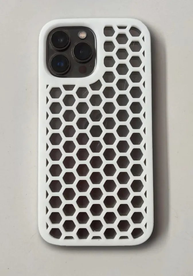 Чехол для iPhone 13 Pro Max с гексагональным дизайном