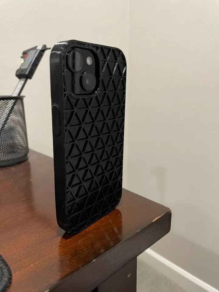 Чехол для iPhone 15