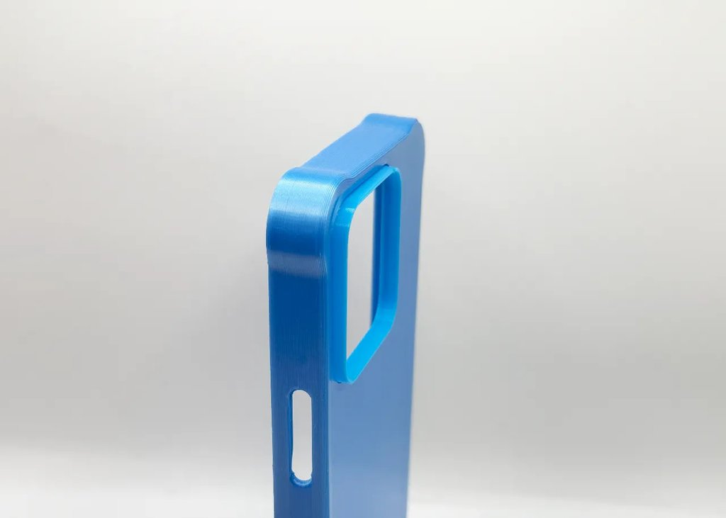 Чехол для iPhone 16 Pro