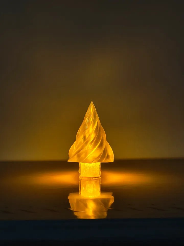 Кики | Свеча-елочка