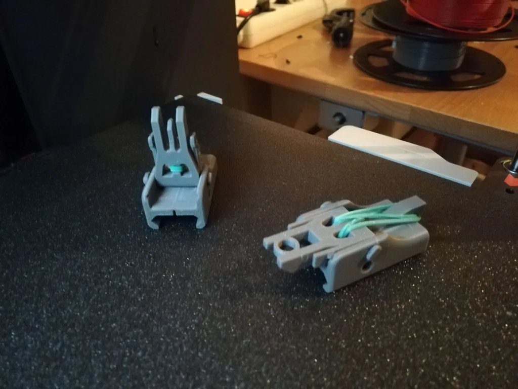 Механические прицельные приспособления с откидным механизмом (минимальное количество деталей)