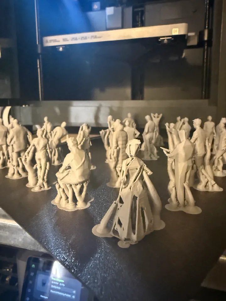 Набор миниатюрных фигурок людей Low Poly – Часть 1/8