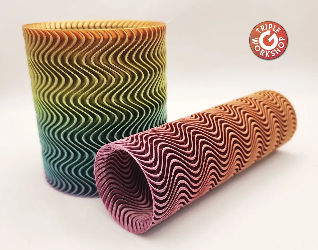 Волнистый набор ваз Mesmerizing