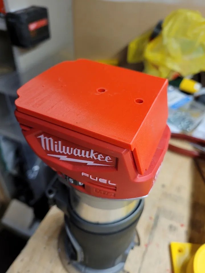 Держатель для инструментов Milwaukee M18