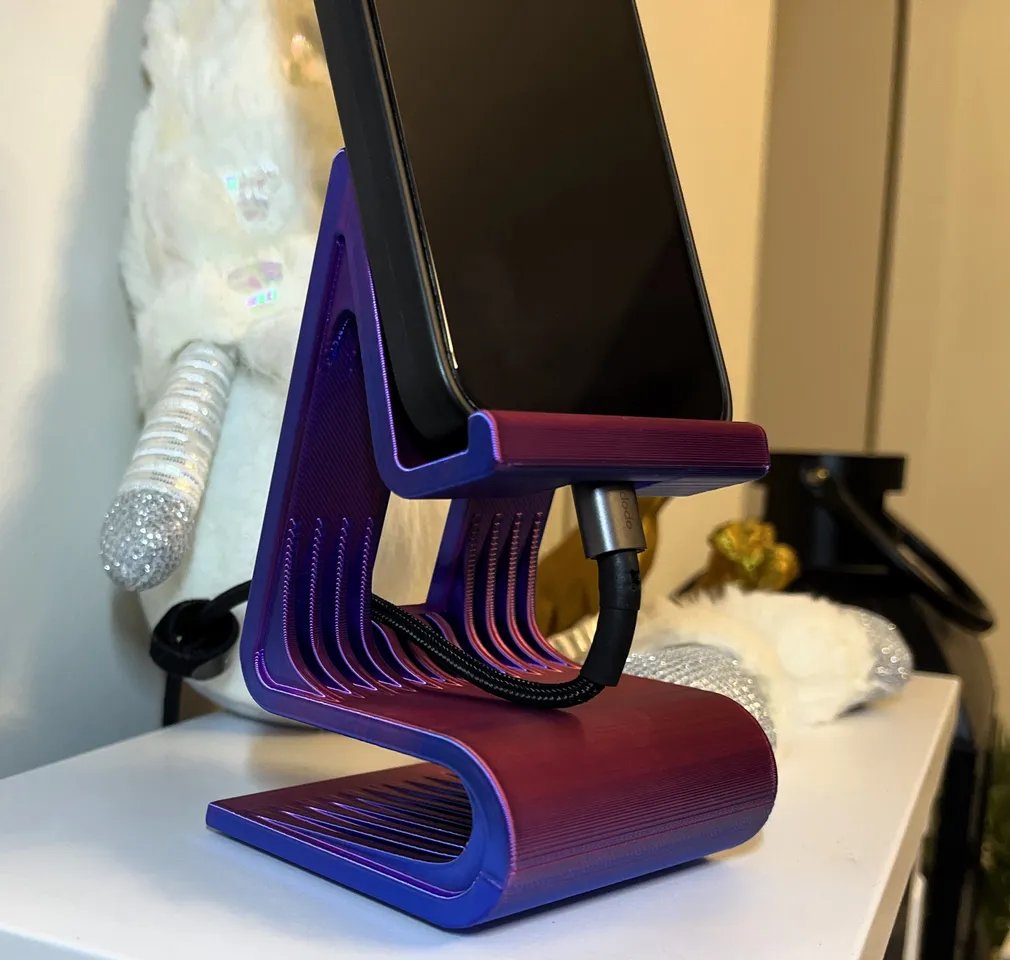 Минималистичная подставка для iPhone