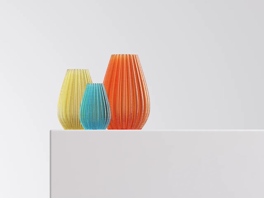 Минималистичная скандинавская ваза