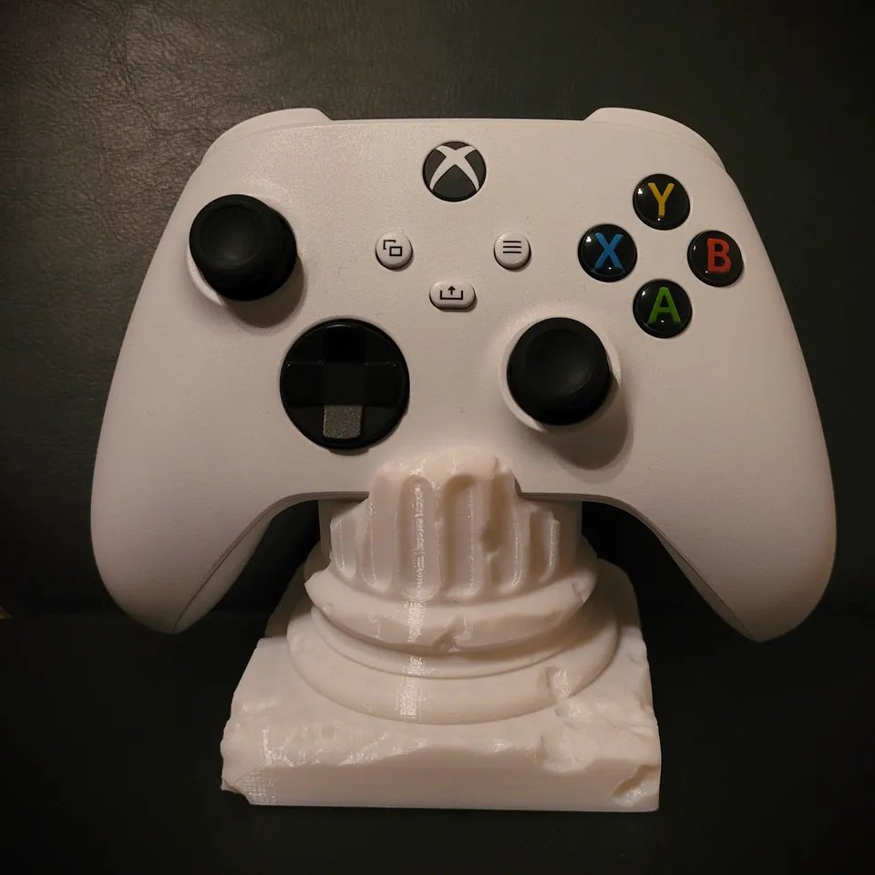 Подставка для контроллера Xbox Series X/S с отсеком для батареек