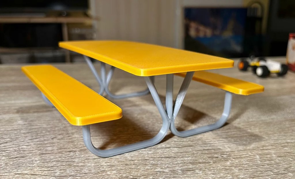 Столик для пикника