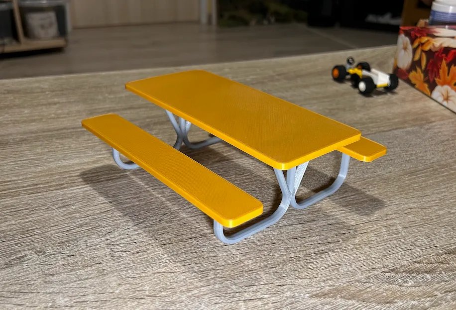 Столик для пикника