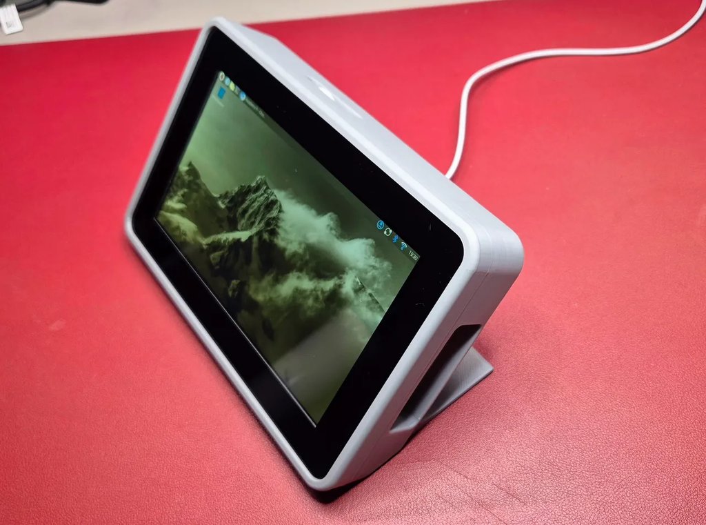 Корпус для 7" сенсорного дисплея Raspberry Pi Touch Display 2 и Raspberry Pi 5