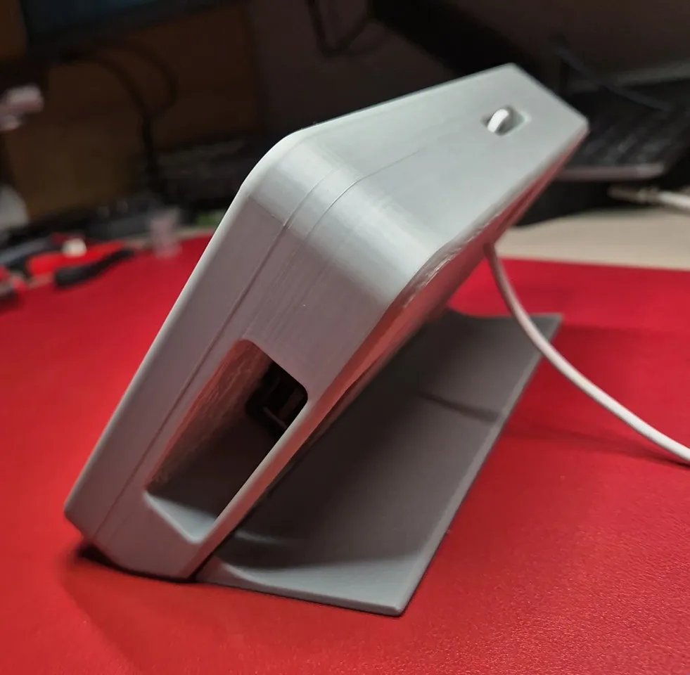 Корпус для 7" сенсорного дисплея Raspberry Pi Touch Display 2 и Raspberry Pi 5