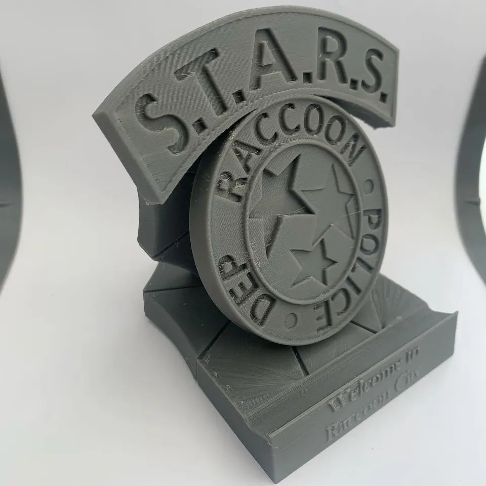 Подставка для телефона в стиле Resident Evil