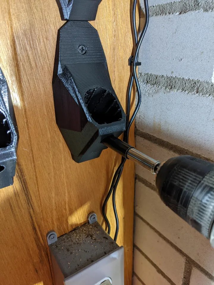 Держатель для аккумуляторов Ryobi