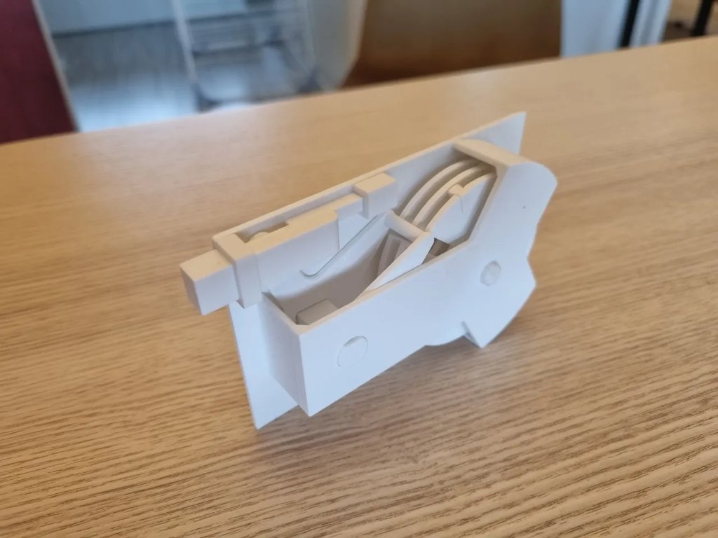 Сейф с трехзначным кодом