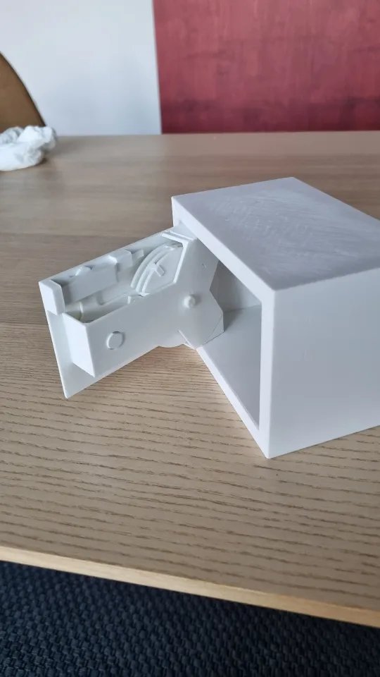 Сейф с трехзначным кодом