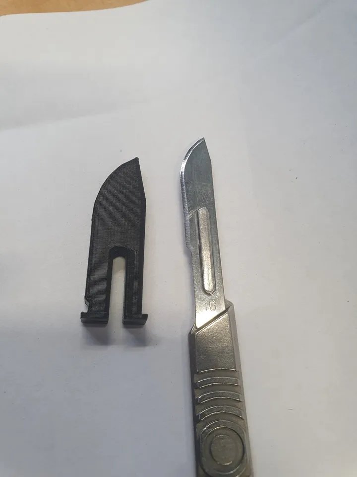 Защитный чехол для скальпельного лезвия №10