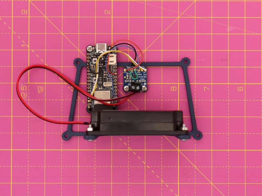 Bluetooth-колонка в стиле сериала «Разделение»