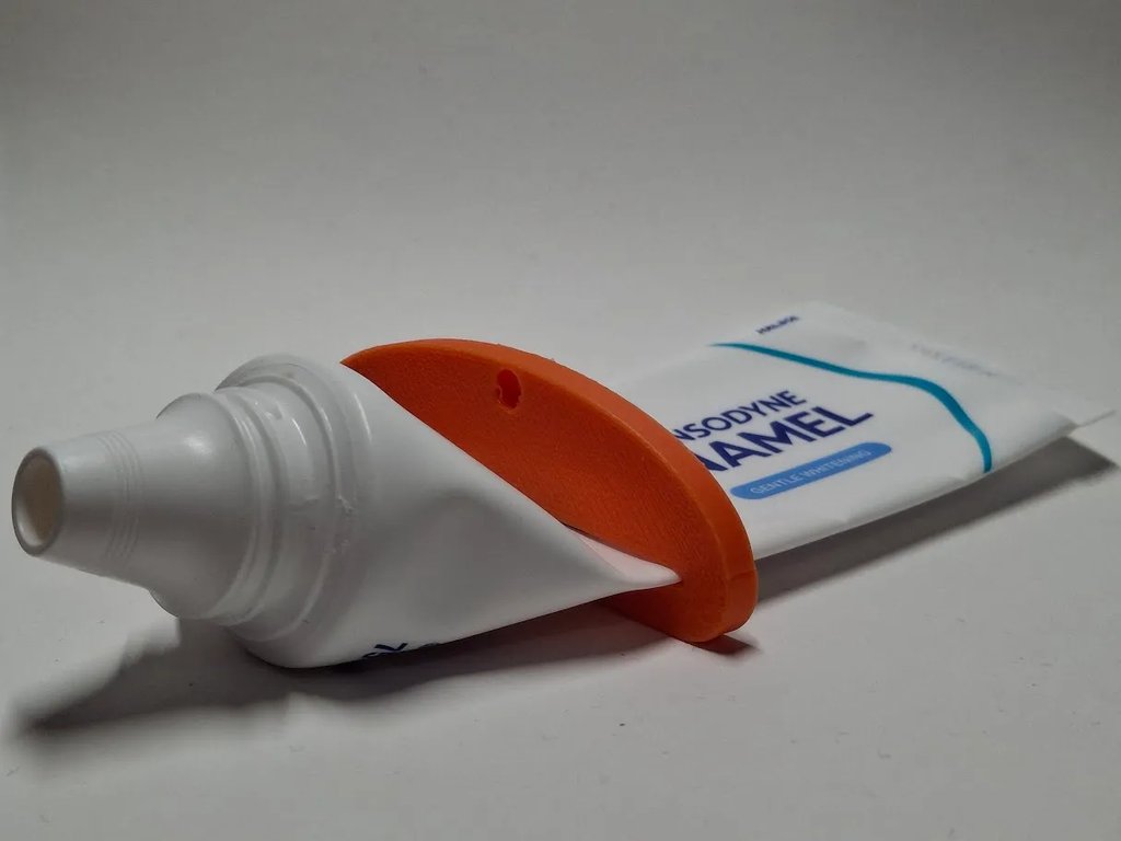 Простой выдавливатель для зубной пасты