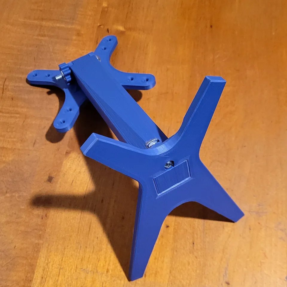 Простое VESA крепление